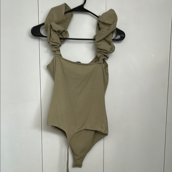 Olive Green One Piece bodysuit express - Picture 5 of 6